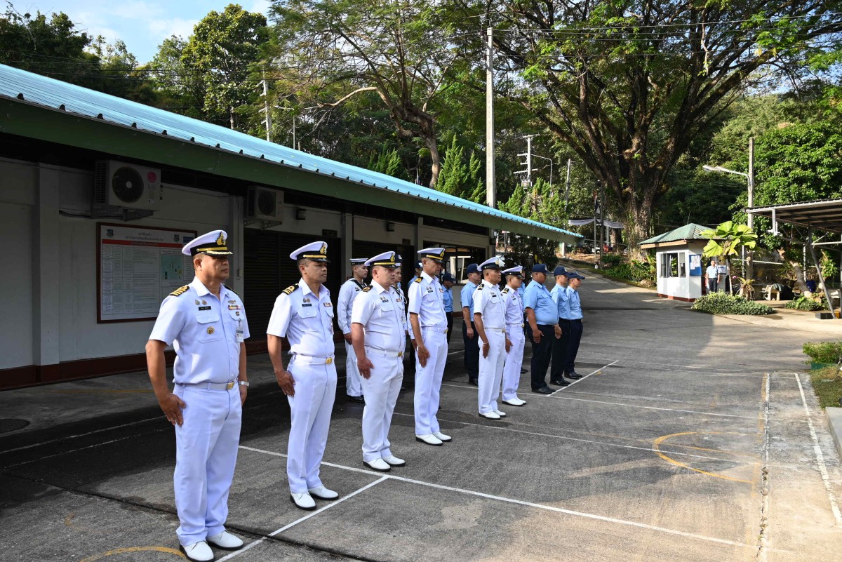 You are currently viewing น.อ.พัลลภ พยัคเลิศ หัวหน้าสถานีวัดความสั่นสะเทือนจังหวัดเชียงใหม่ ร่วมรับฟังการถ่ายทอดเสียงการจัดงานพิธีสดุดีวีรชนกองทัพเรือ ประจำปี ๒๕๖๙ ณ สถานีวัดความสั่นสะเทือน จังหวัดเชียงใหม่ ถ.ศรีวิชัย ต.ช้างเผือก อ.เมือง จ.เชียงใหม่ ในวันที่ ๑๖ มกราคม  ๒๕๖๙