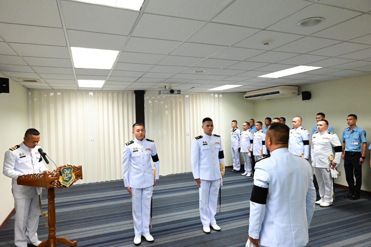 You are currently viewing น.อ.พัลลภ  พยัคเลิศ หัวหน้าสถานีวัดความสั่นสะเทือนจังหวัดเชียงใหม่ เป็นประธานในพิธีประดับยศนายทหารประทวน พ.จ.ต.สรวิชญ์  เจริญสุข และ พ.จ.ต.สุชาครีส์  วัฒนไชย เจ้าหน้าที่วิเคราะห์ข้อมูลฯ ณ ห้องประชุม สถานีวัด ความสั่นสะเทือนจังหวัดเชียงใหม่ เมื่อ วันที่ ๕ กุมภาพันธ์ ๒๕๖๙