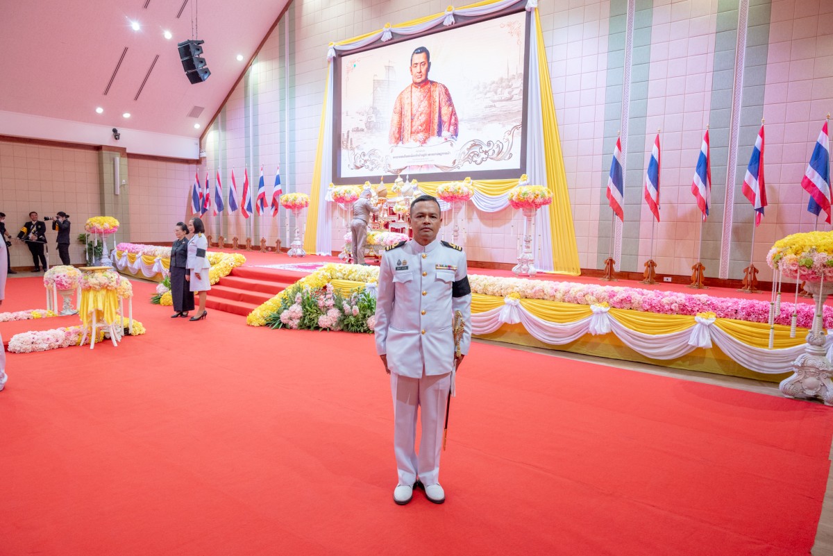 You are currently viewing น.ต.วัชรินทร์ สอนละอุ่น นายทหารควบคุมคุณภาพการวิเคราะห์ฯ เข้าร่วมพิธีถวายสักการะเนื่องในวันที่ระลึกพระบาทสมเด็จพระนั่งเกล้าเจ้าอยู่หัว พระมหาเจษฎาราชเจ้า และการจัดงานวันข้าราชการพลเรือน ประจำปี ๒๕๖๙ ณ ห้องประชุมสภาองค์การบริหารส่วนจังหวัดเชียงใหม่ ชั้น ๒ องค์การบริหารส่วนจังหวัดเชียงใหม่ ต.ช้างเผือก อ.เมืองเชียงใหม่ จว.เชียงใหม่ ในวันอังคารที่ ๓๑ มีนาคม ๒๕๖๙